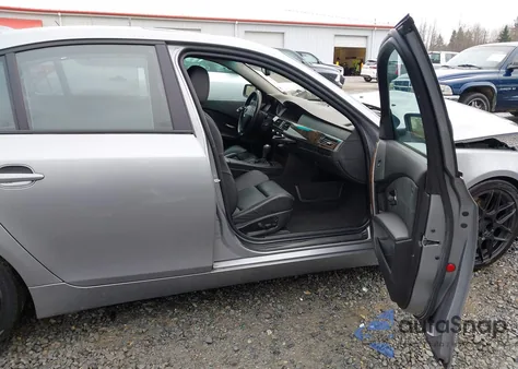 2006 BMW 530I z USA, uszkodzony, nr VIN WBANE73516CM38604